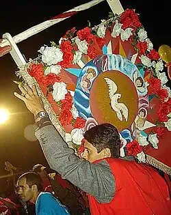 Levantamento do mastro