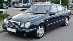 Segunda geração W210 (1995-2003)