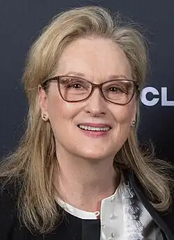 Meryl Streep interpreta Mary Louise.