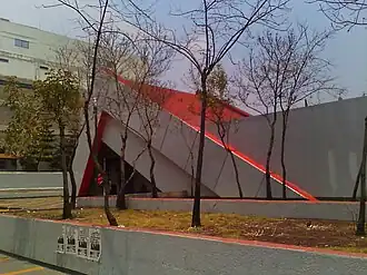 Entrada da Estação San Pedro de los Pinos da Linha 7.