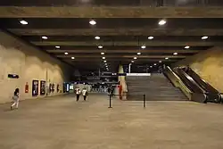 Estação de metropolitano