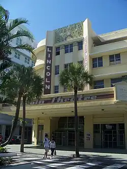 Teatro Lincoln em Miami Beach, Flórida por Thomas W. Lamb (1936)