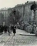Desfile militar em Viena (bandeiras bicolores), 1913