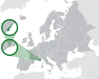 Localização de Mônaco (em verde) na Europa (cinza escuro)