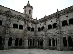 Claustro dos bispos.