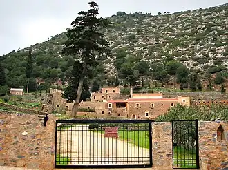 Fachada do Mosteiro de Vosáco