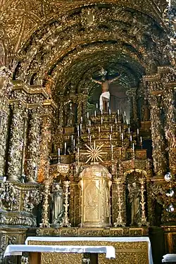 Capela-mor, Altar