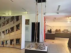 Cordas feitos pelos presos para tentar fugir ou cometer suicídio.