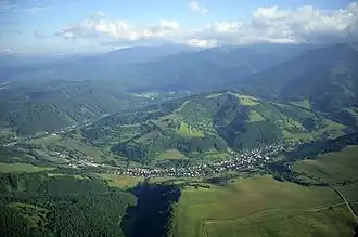 Vista de Mýto pod Ďumbierom.