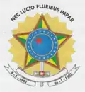 Formato anterior ao atual com o lema Nec Luceo Pluribus Impar (1922-1991 ou 1992).
