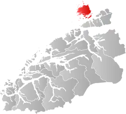 Mapa do condado de Møre og Romsdal com Smøla em destaque.
