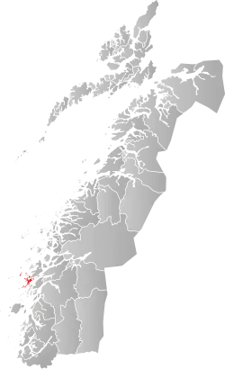 Mapa do condado de Møre og Romsdal com Herøy em destaque.