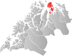 Mapa do condado de Troms com Skjervøy em destaque.