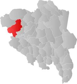 Mapa do condado de Innlandet com Lom em destaque.
