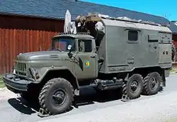 Um ZIL-131 dos Grenztruppen da Alemanha Oriental.