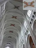 Catedral de Nantes, ornamentos na abóbada da nave