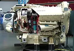 Motor Napier Deltic seccionado no National Railway Museum.