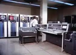 04 - Os dados eram armazenados, processados e comparados usando computadores.