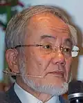Yoshinori Ohsumi (大隅 良典), Professor, biólogo celular, Prémio Nobel da Fisiologia ou Medicina 2016