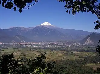 Vista panorâmica de Orizaba aos pés do Pico de Orizaba.