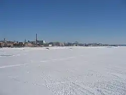 A cidade e o lago Mjøsa