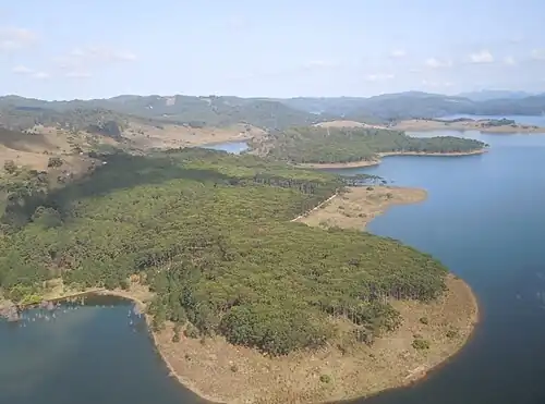 Parque Municipal do Pinheirinho - sem decreto de criação, considerado área protegida apenas no aspecto informal.