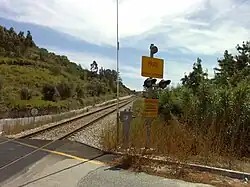 Passagem de nível junto ao apeadeiro de Zibreira-Gozundeira