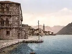 Postal de Perast em 1900.