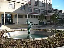 A fonte funcionando.