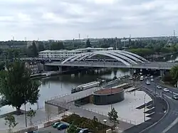 ponte ferroviária sobre o Oise na Gare de Pontoise