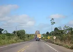 Inicio da ponte sobre o Rio Moju sentido Barcarena.