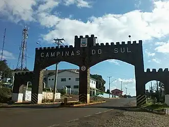 Pórtico de entrada de Campinas do Sul.