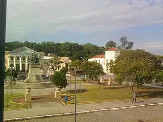 Praça da República de Niterói e conjunto cívico