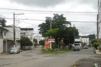 Praça do bairro Bromélias