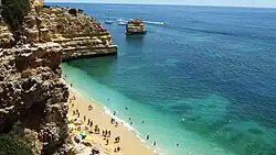 Vista da Praia da Marinha, lado este