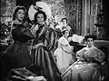 As irmãs Bennet (Greer Garson, Maureen O'Sullivan, Ann Rutherford, Marsha Hunt e Heather Angel)