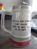 Caneco original do 1. Baile do Chopp do Clube Cruzeiro, em 14 de novembro de 1971, na administração municipal Wilson Westphal (verso)