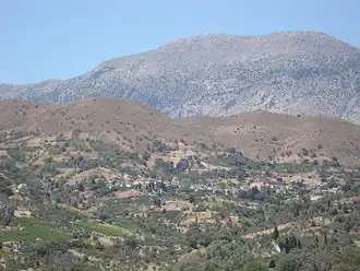 Vista da aldeia de Priniás