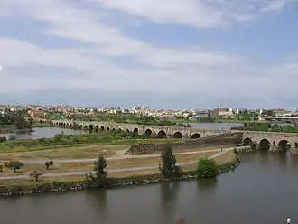 Ponte Romana de Mérida, sobre o rio Guadiana