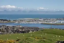 Vista da cidade de Pwllheli