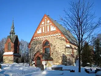 Igreja de São Lourenço em Vantaa no inverno