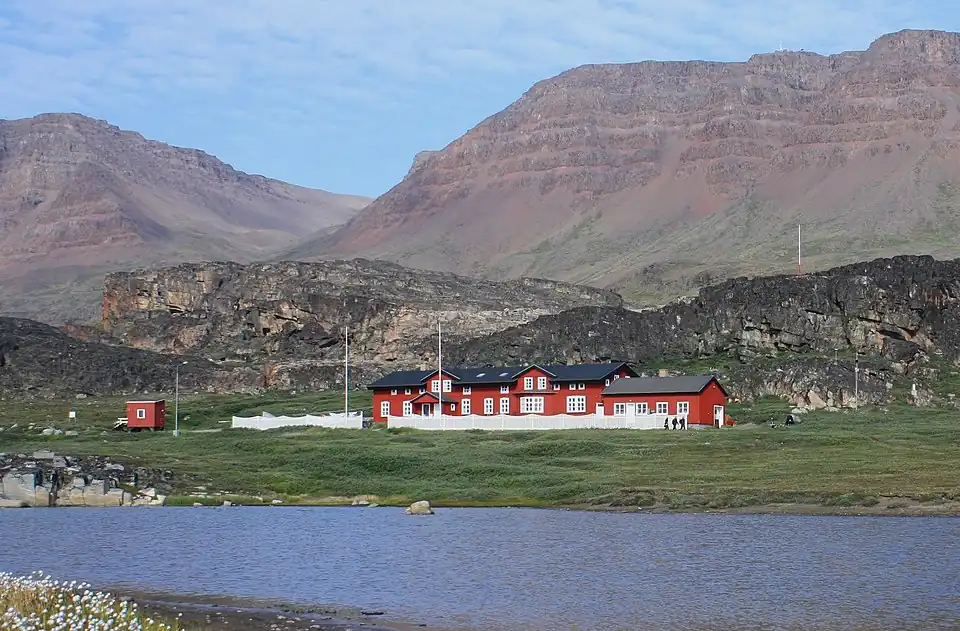 A estação ártica de Qeqertarsuaq (Qeqertarsuaq Arktisk Station)