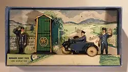 Item Dinky Toys Nº 43, com um patrulheiros e motocicleta na escala O.