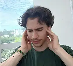 Aumento da sensibilidade aos sons