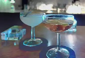 Coquetéis no Reingold Bar