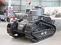 Tanque Renault FT-17 francês. Esta versão tem uma torre arcaica e é um modelo de treinamento sem blindagem.