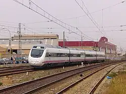 O comboio Renfe Série 120, do serviço Alvia.