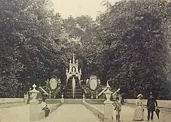 Jogo da Bola e Repuxo.