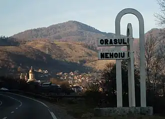 Cidade vista da estrada para Buzău