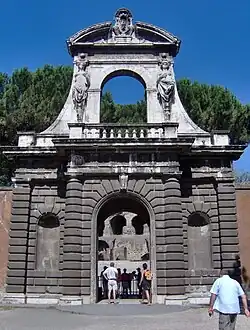 Entrada na Via San Gregorio.